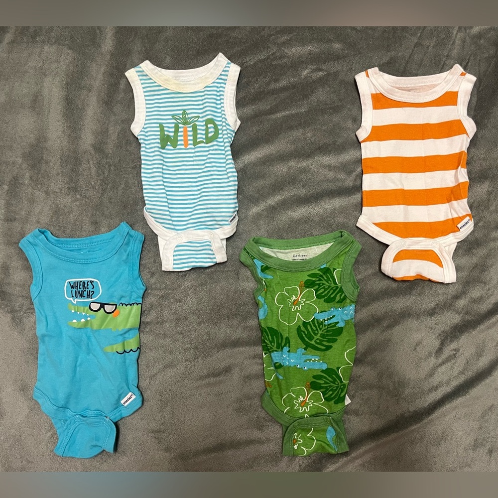 Gerber 4 piece boy onesies